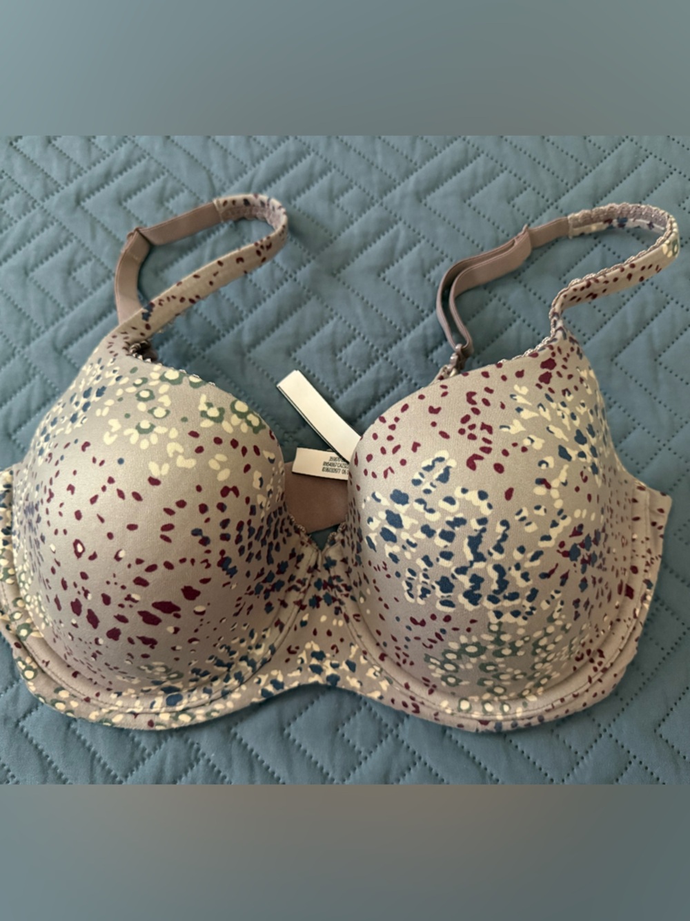 Victoria's Secret Body by Victoria 36D Bra-NWT - Picture 1 of 3